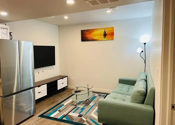 Brand New 1 Bedroom Basement Suite. Wi-Fi,Netflix