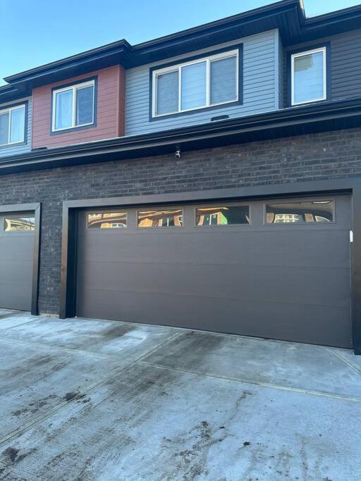 Brand New 1 Bedroom Basement Suite. Wi-fi,netflix Appartement Edmonton