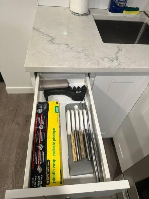 Appartement Brand New 1 Bedroom Basement Suite. Wi-fi,netflix *
